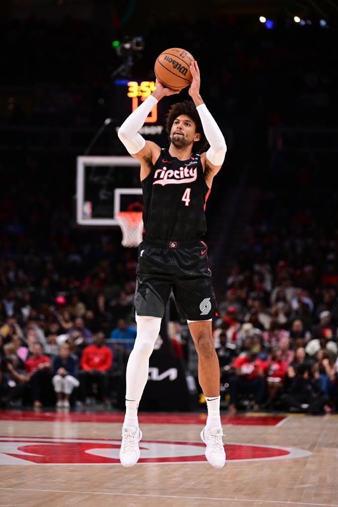 开拓者队大将复出，球队实力增强