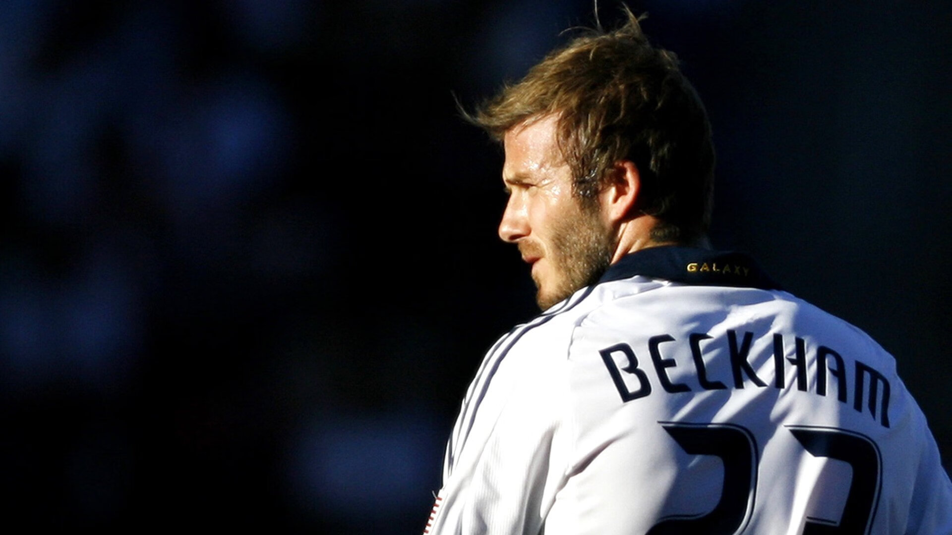 欧冠淘汰赛焦点战，国王强势晋级猛龙，唯一性之战铸就传奇