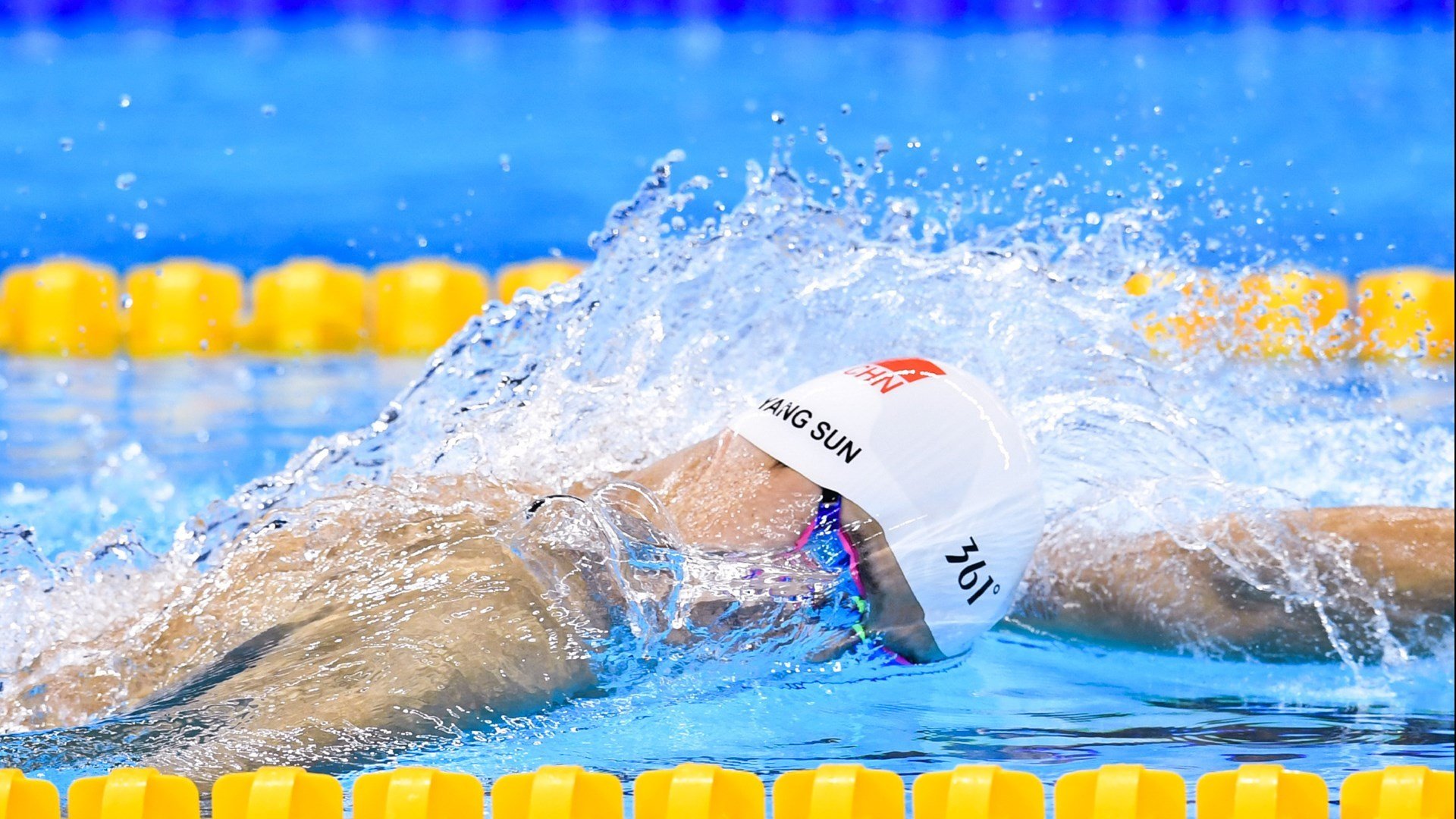 波兰决胜局奇迹，欧冠半决赛焦点战，东欧铁骑绝境带走新西兰