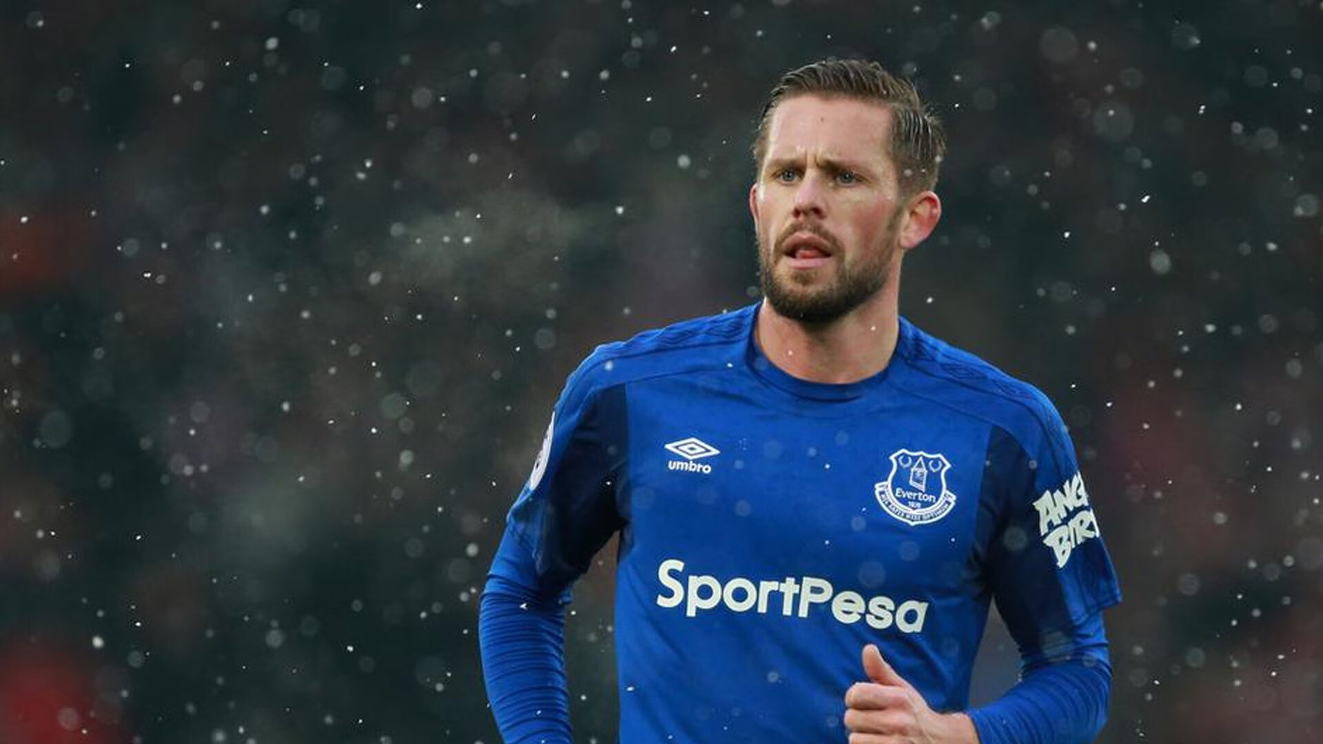 卡拉斯科独舞伊比利亚，当葡萄牙防线在巴西风暴中寻得一盏孤灯